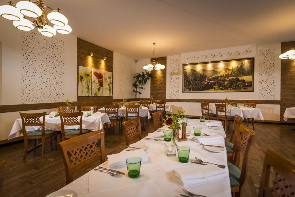 Der Thaller - Wirtshaus - Restaurant - Hotel Anger  Exterior photo